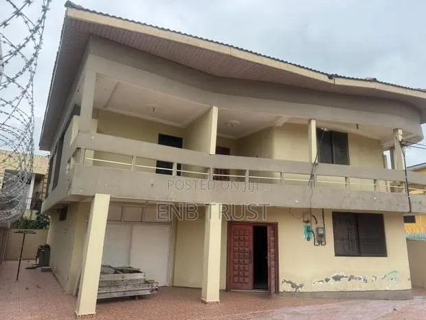 5bdrm Duplex in Achimota, Neoplan for rent · Photo 1