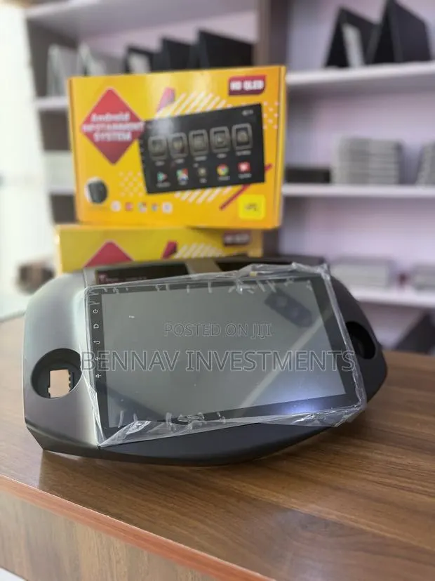 Android CarPlay System for Toyota RAV4 2007 to 2012 · Photo 1