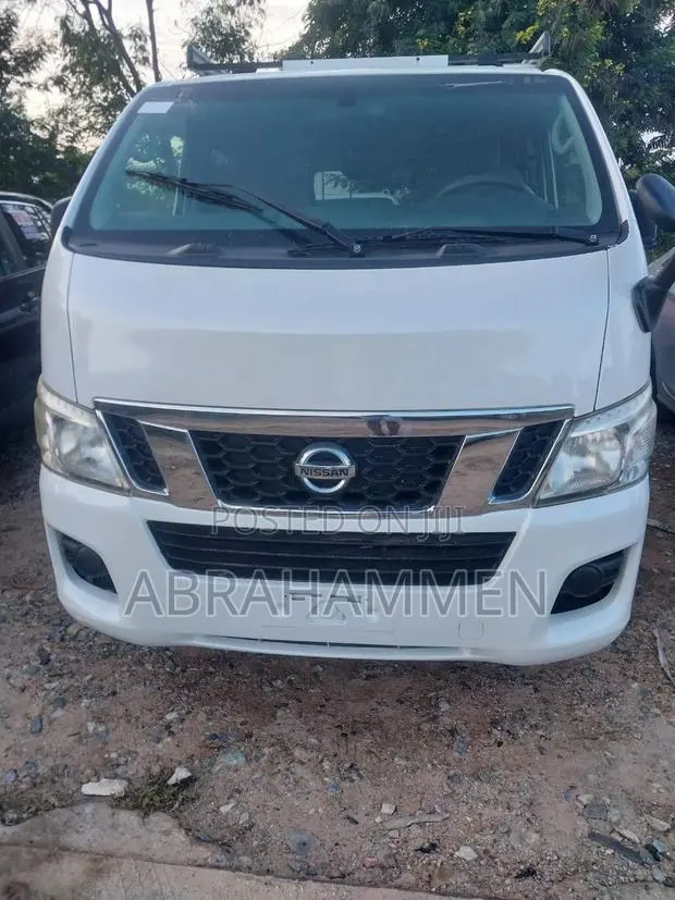 Nissan NV200 2014 White · Photo 1