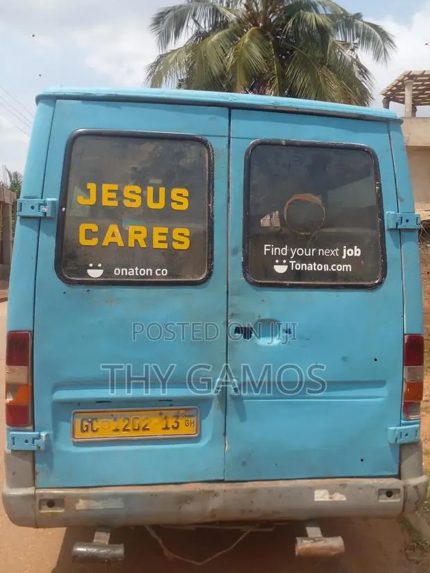 Mercedes-Benz Sprinter 1996 Blue · Photo 5