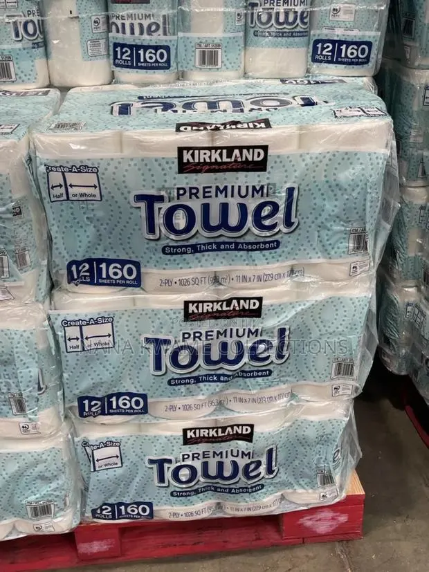 Kirkland Signature Premium Big Roll Paper Towels 12-Roll, 160 Sheets · Photo 1