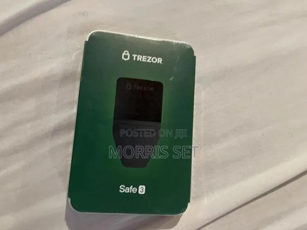 Trezor Safe 3 · Photo 1