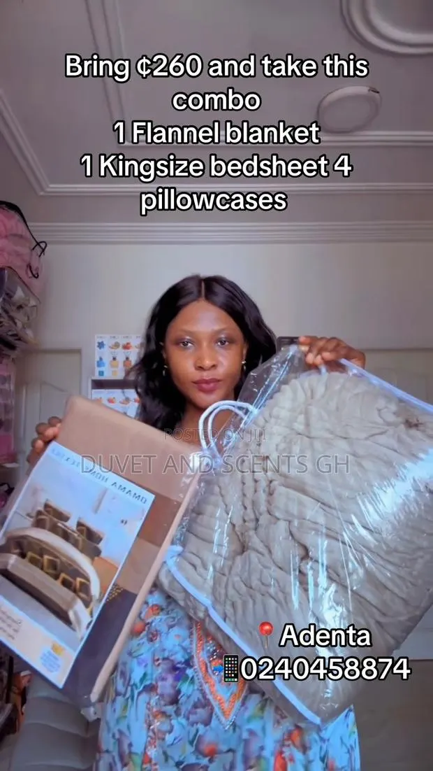 Bedsheet With Flannel Blankets Combo · Photo 1