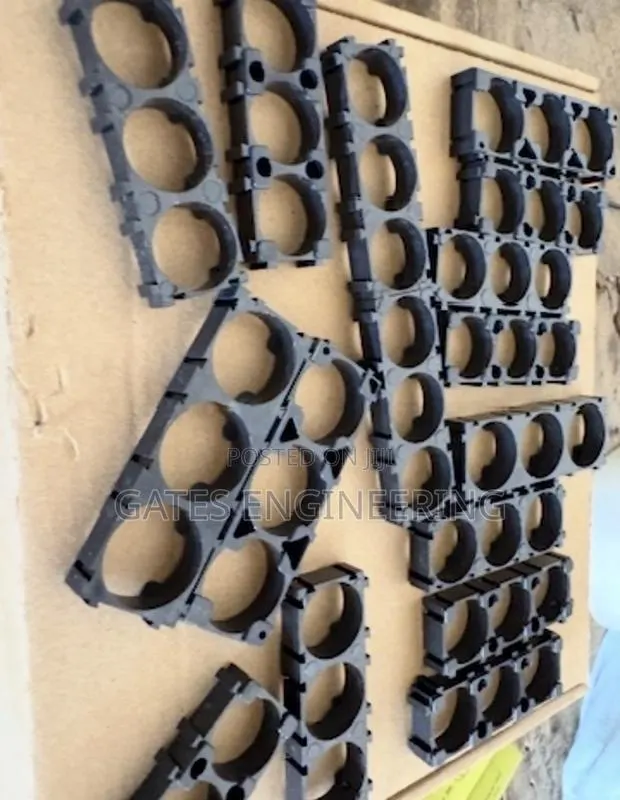Battery Holders · Photo 1