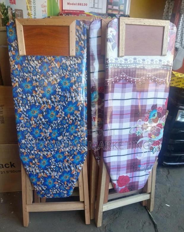 Wooden Clothing Ironing Board · Photo 1