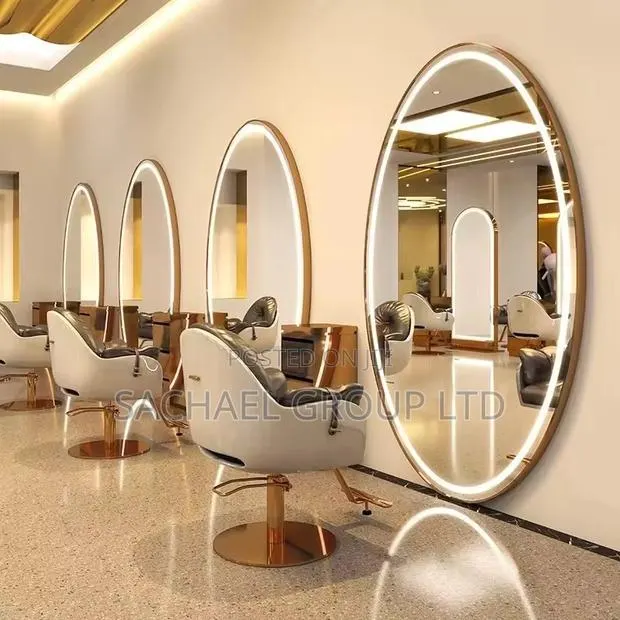 Round Salon Led Mirror · Photo 2