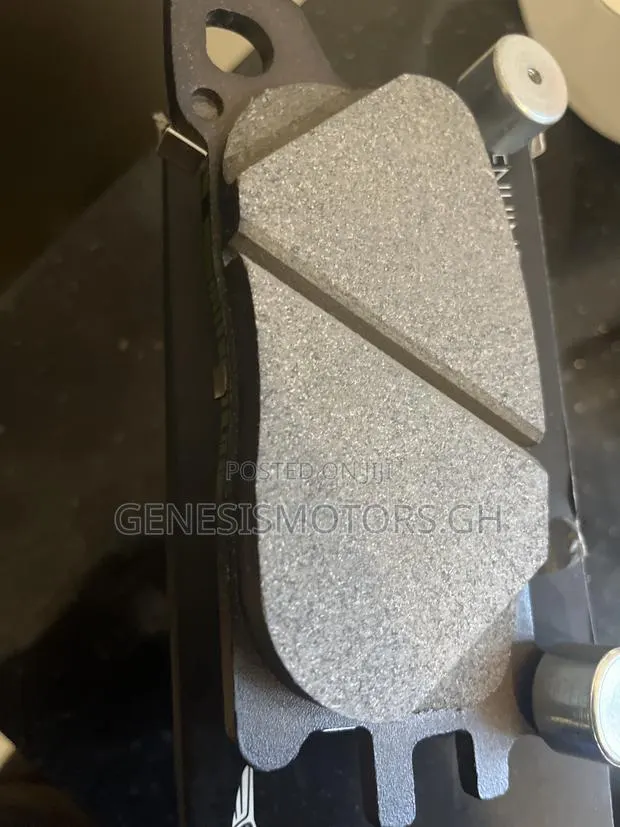 Genesis Gv70 OEM Front Brake Pads · Photo 1