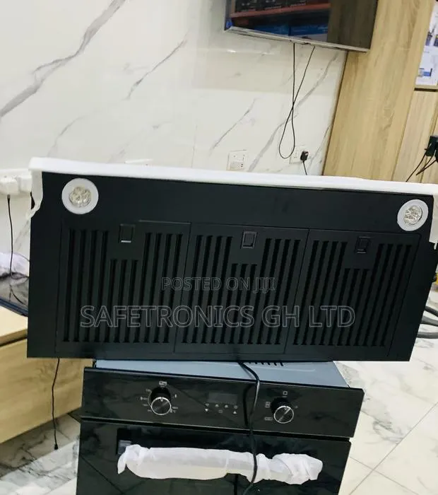 Ultra Modern Kenwood 90cm Extractor (90072/Ceramic Heat Range Hood · Photo 1