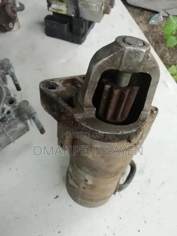 2008 2012 Infiniti Fx35 Starter and Alternator · Photo 1