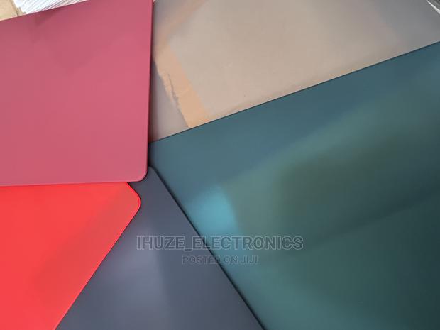 Macbook Air (2018-2020) Covers · Photo 2