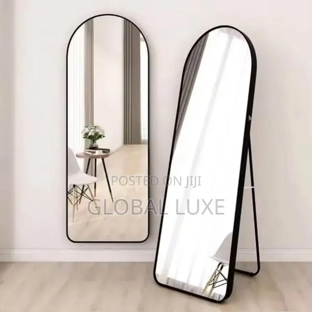 Modern Decorative Wall Mirror – Stylish Home Mirror · Photo 1