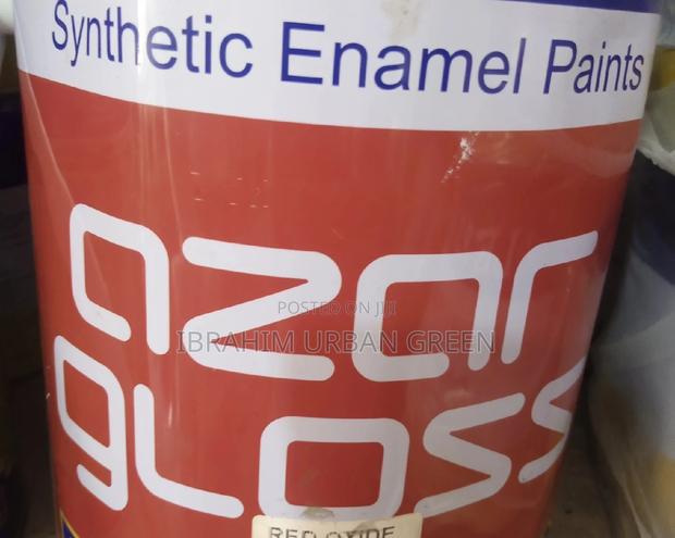 Azar Oil Paint · Photo 1