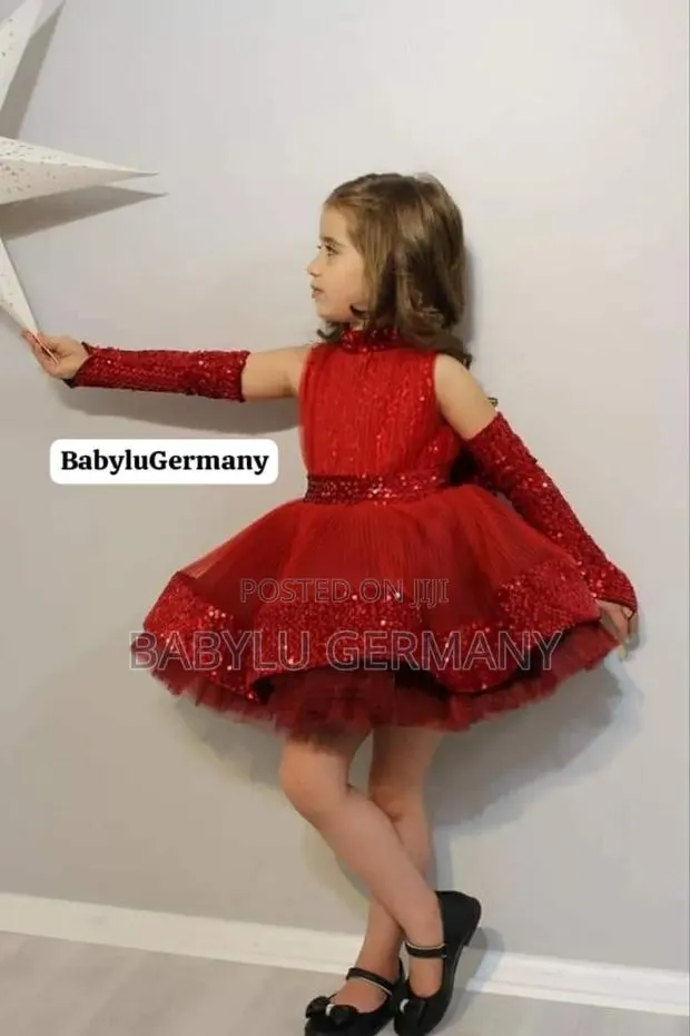 Red Princess Birthday Ball Gown With Hand Gloves · Photo 1