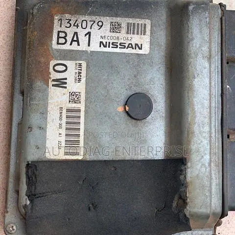 Nissan Altima BEM400-300 Engine Control Module · Photo 1