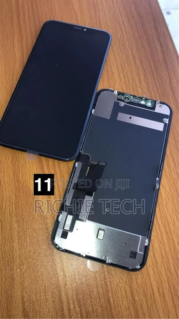 iPhone 11 and XR Original iCloud Screen · Photo 1