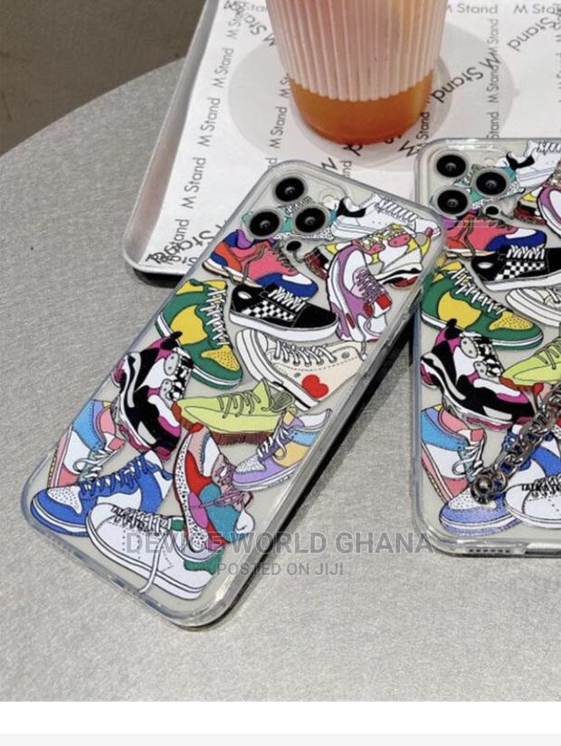 Sneaker Design Case for iPhone 13promax 13pro 13 · Photo 1