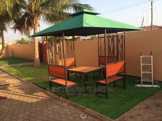 Canopy With Seats Table / Metal Gazebo · Photo 1
