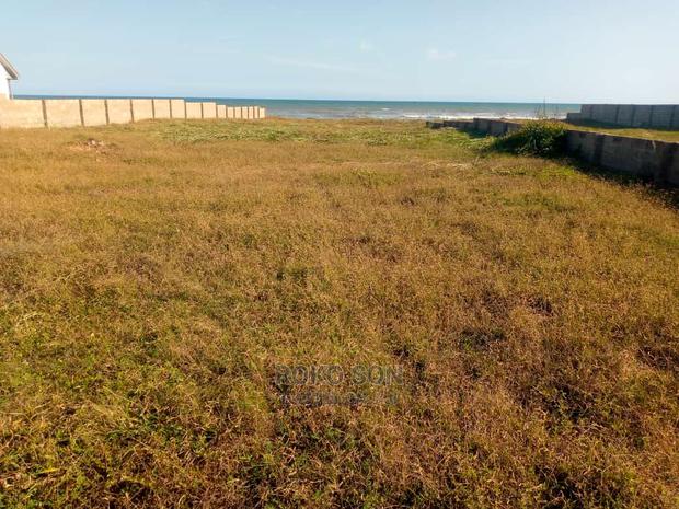 An Acre Plot of Land for Sale in Abelemkpe · Photo 2