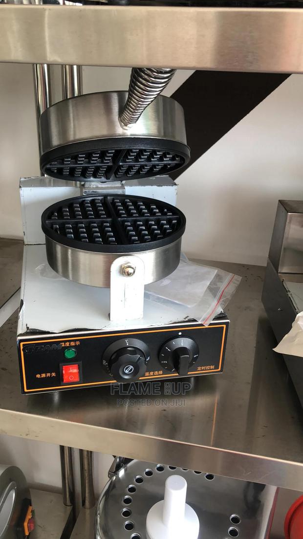 Waffle Machine