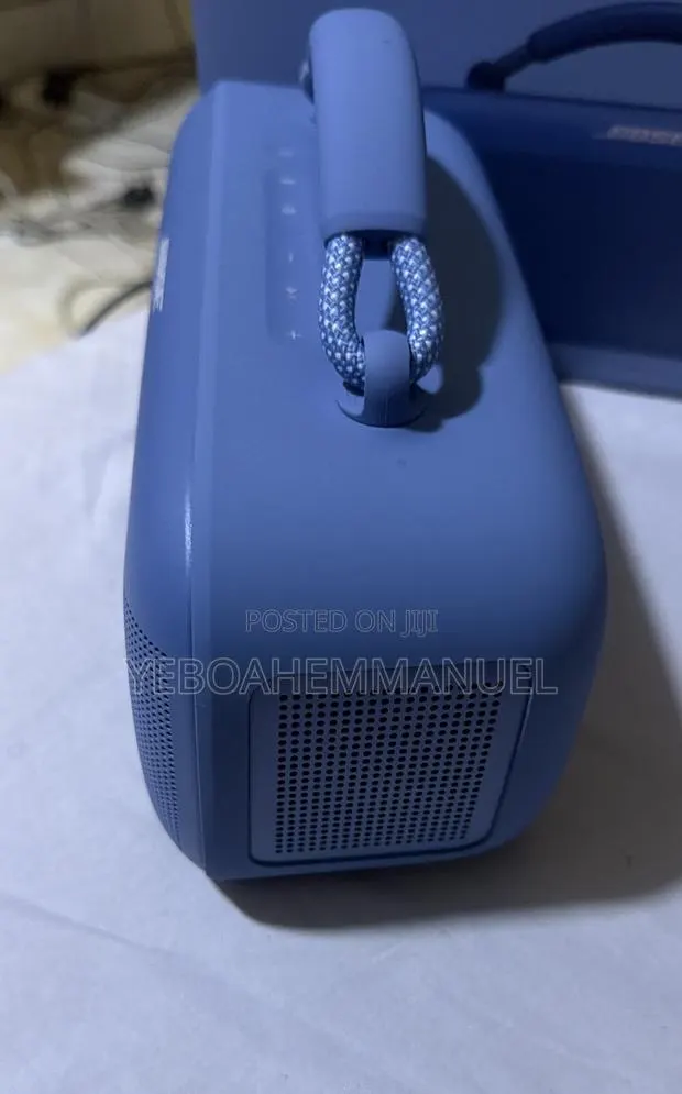 Bose SoundLink Max · Photo 1