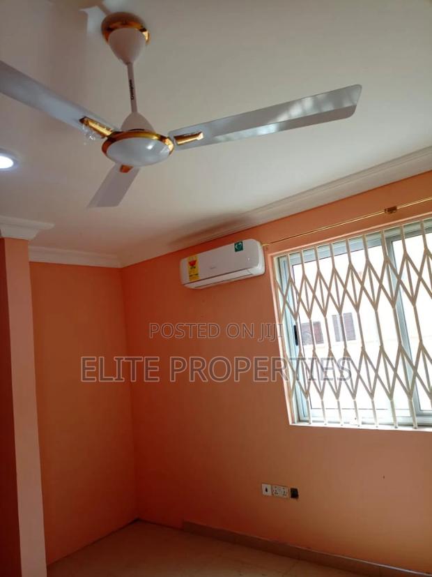 Exclusive 2 Bedroom Ensuit Apartment 4rent in Com.25 Annex. · Photo 6