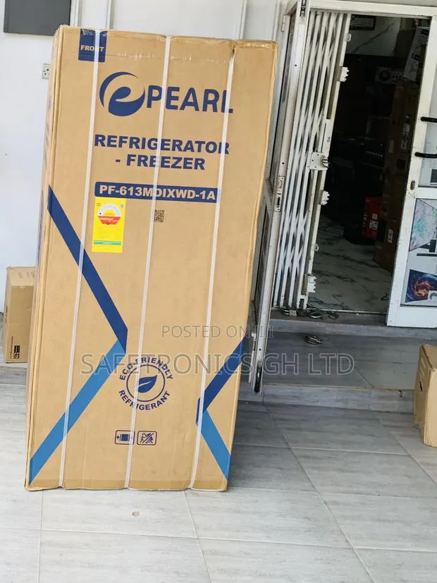Grab New PF-613MDIXWD-1A Refers Pearl 421L 4-Door Side-by-Side · Photo 1