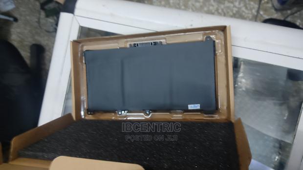 Rechargeable Li-on Battery · Photo 2