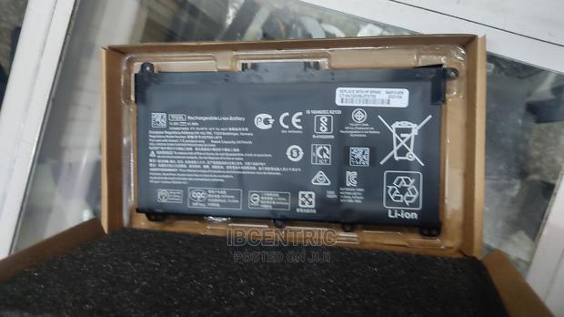 Rechargeable Li-on Battery · Photo 4