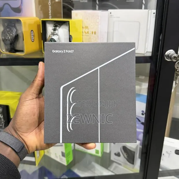 New Samsung Galaxy Z Fold7 512 GB Black · Photo 1