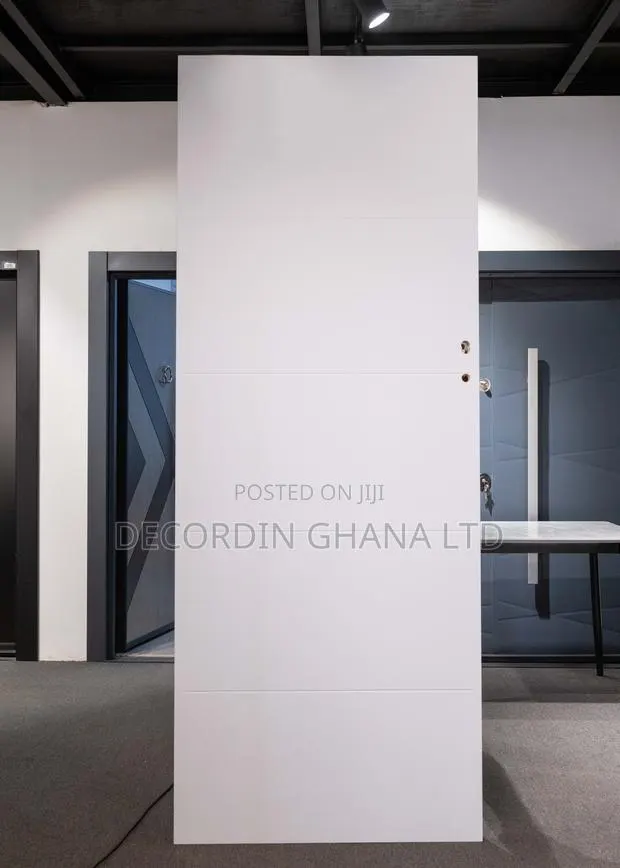 White 8ft Interior Door · Photo 1