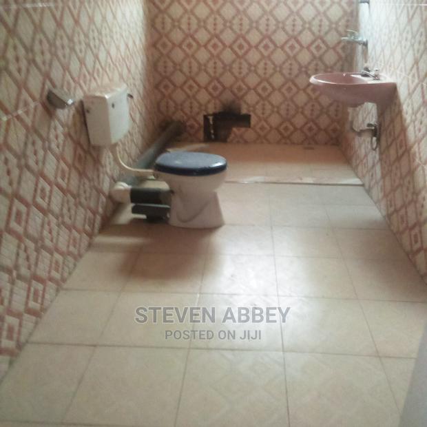 2bdrm Apartment in Adom Agency, Teshie for Rent · Photo 4