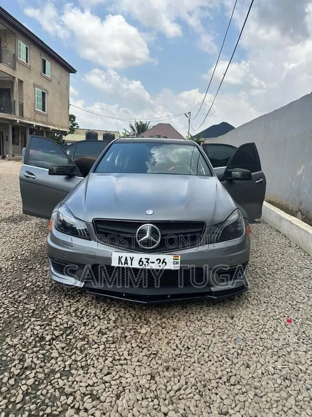 Mercedes-Benz C63 2014 Green · Photo 1
