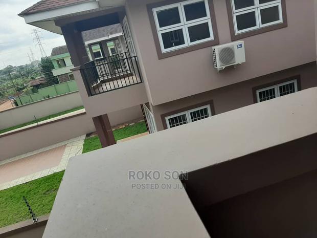 5bdrm Duplex in Dr Roko, East Legon for sale · Photo 8