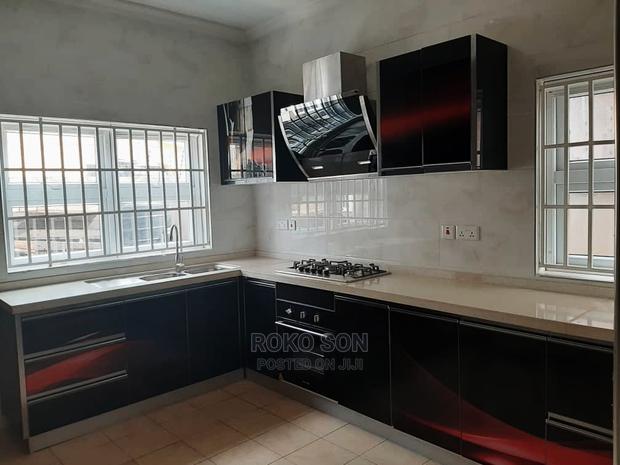 5bdrm Duplex in Dr Roko, East Legon for sale · Photo 2