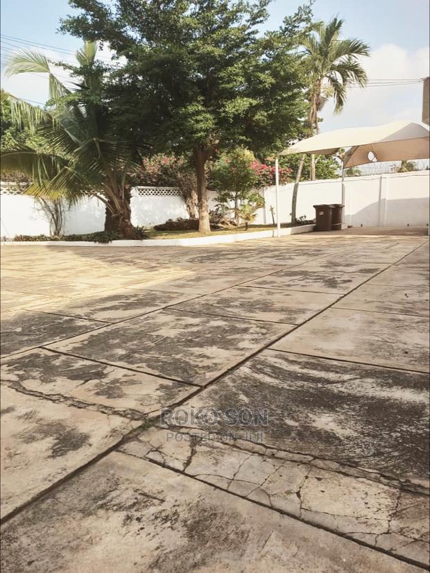 5bdrm Duplex in Dr Roko, Abelemkpe for rent · Photo 6