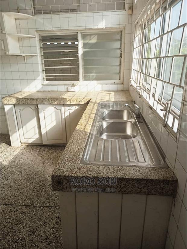 5bdrm Duplex in Dr Roko, Abelemkpe for rent · Photo 8