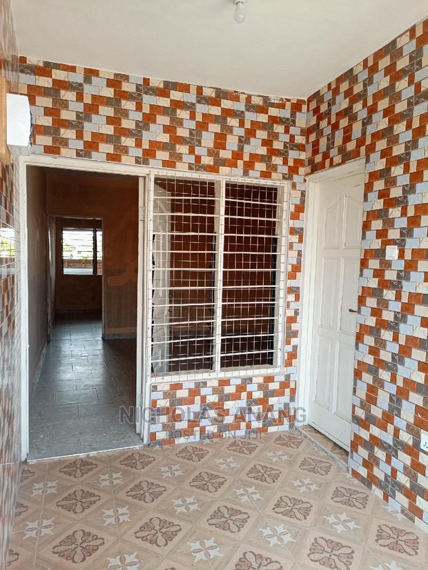 1bdrm Apartment in Bush Road, New Town for rent · Photo 1