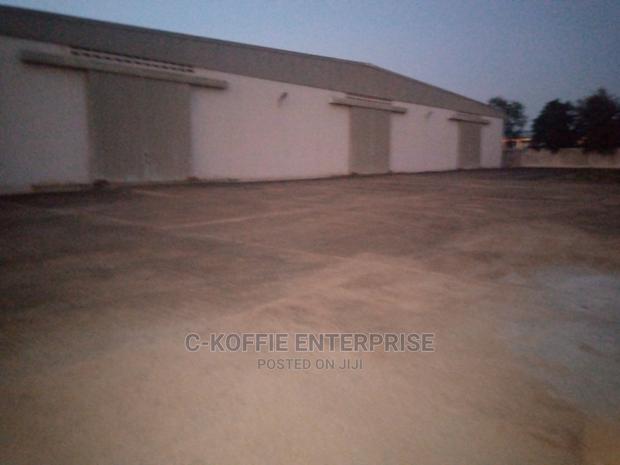 900 Sqm Warehouse at Accra Central for Rent · Photo 1