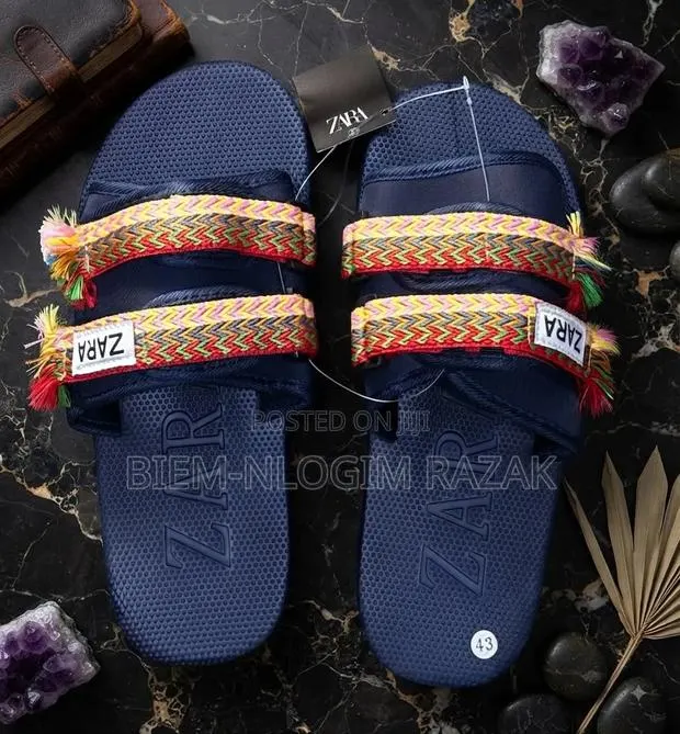 High Quality Zara Slides Available in Stock · Photo 1