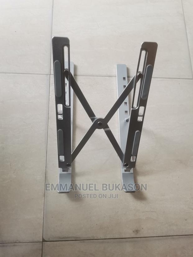 Laptop Stand · Photo 1