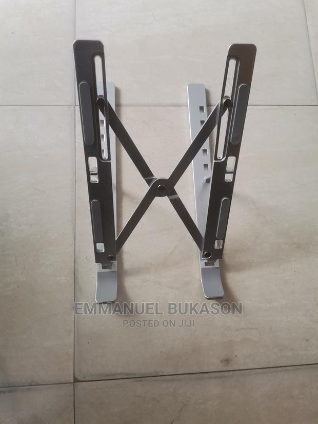 Laptop Stand · Photo 3