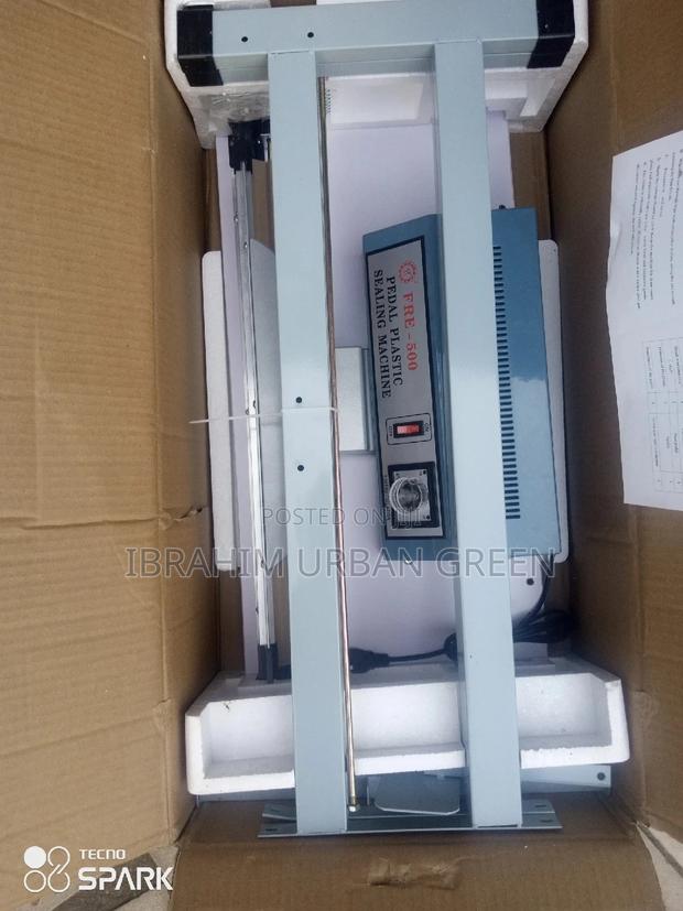 Pedal Plastic Sealing Machine 600mm · Photo 1