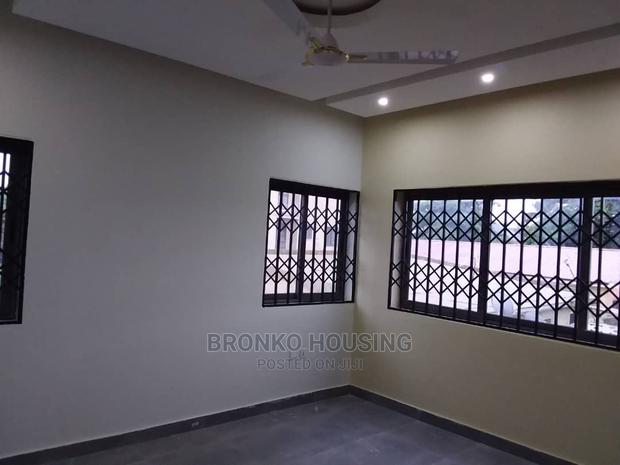 2bdrm Apartment in Bronko Housing, Dansoman for rent · Photo 5