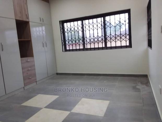 2bdrm Apartment in Bronko Housing, Dansoman for rent · Photo 4