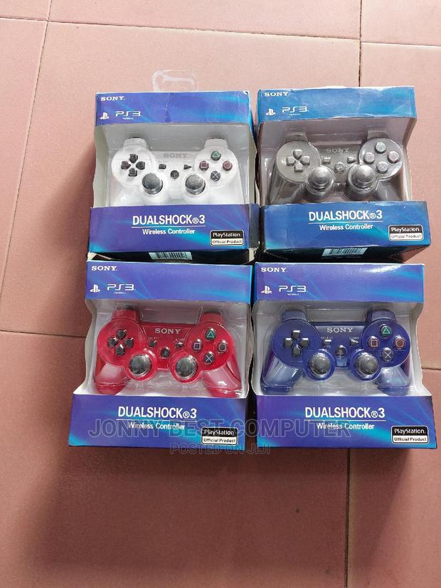 Play Station 3 Controller · Photo 1