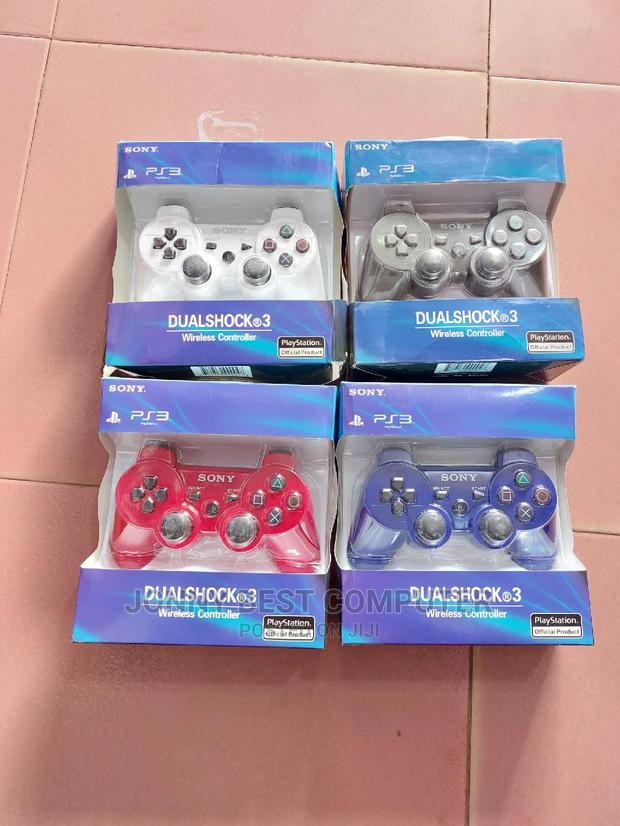 Play Station 3 Controller · Photo 3
