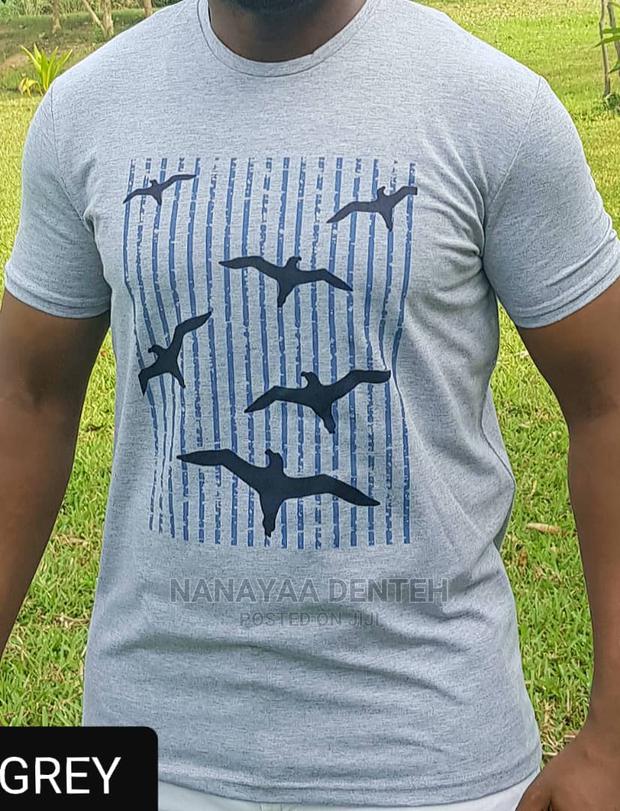 Round Neck T Shirt · Photo 5