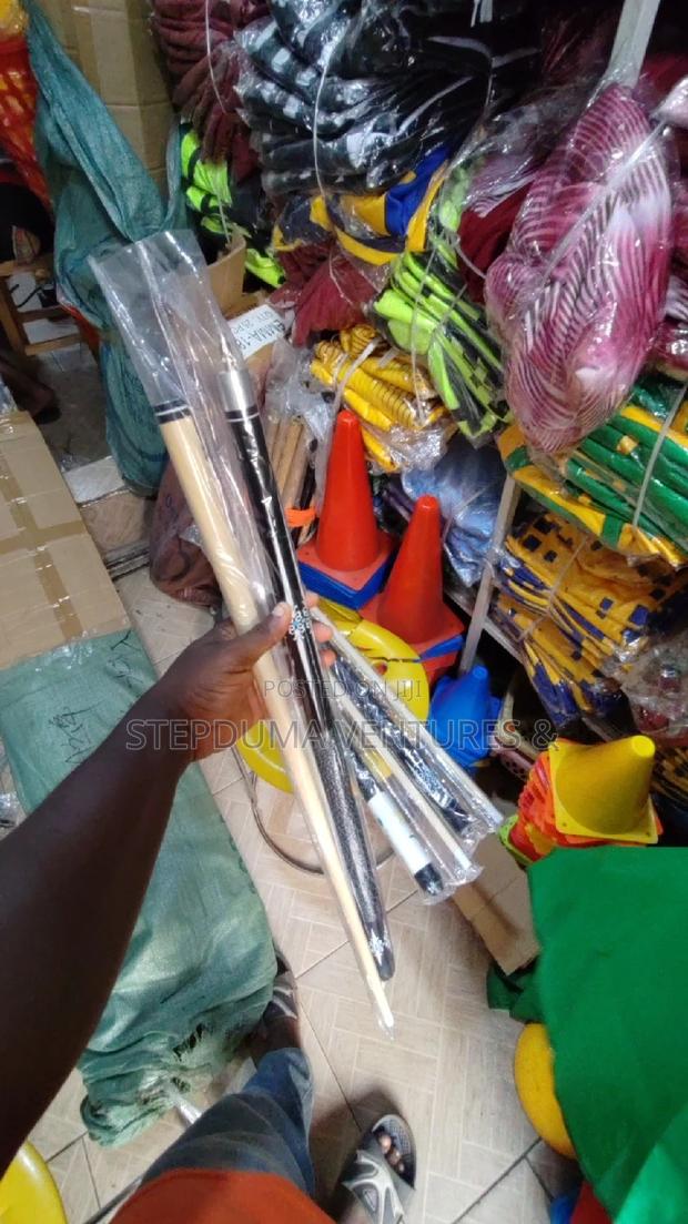 Adjustable Snooker / Pool Table Sticks · Photo 1