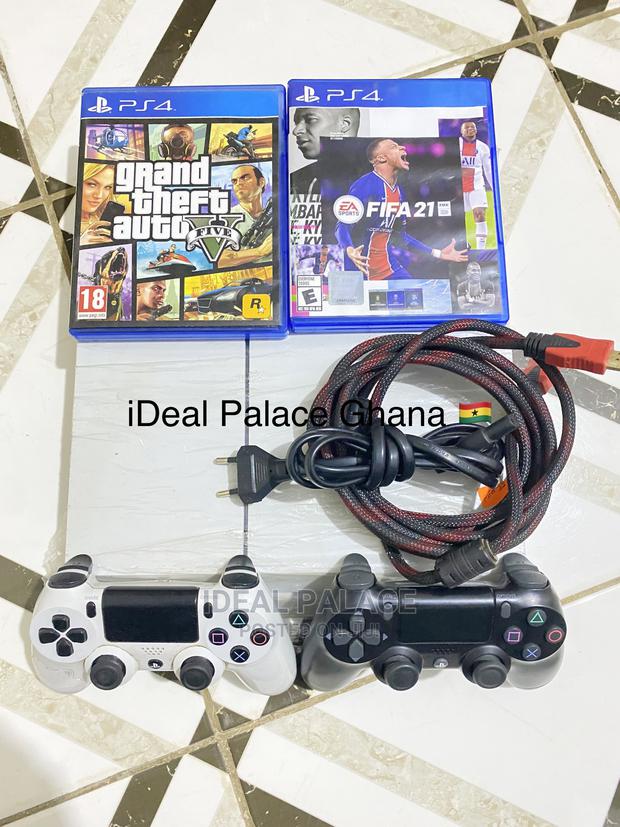 Ps4 Standard Limited White Edition · Photo 1