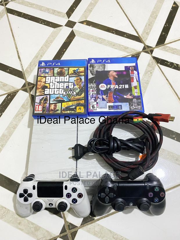Ps4 Standard Limited White Edition · Photo 3